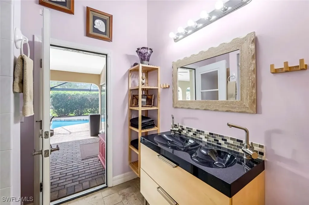 206 SE 19th Lane Cape Coral FL 33990