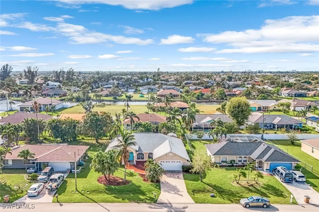 206 SE 19th Lane Cape Coral FL 33990