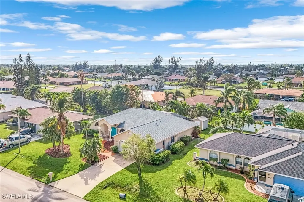 206 SE 19th Lane Cape Coral FL 33990