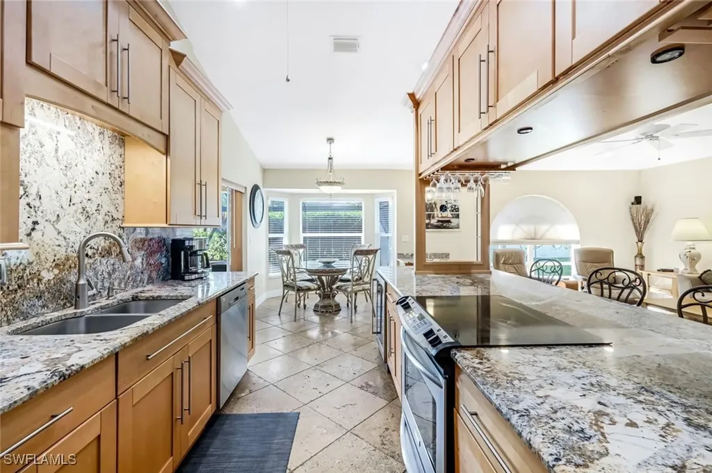 206 SE 19th Lane Cape Coral FL 33990