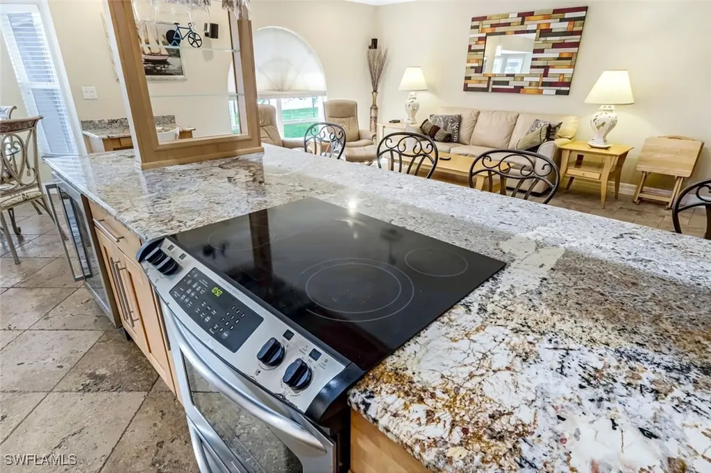 206 SE 19th Lane Cape Coral FL 33990