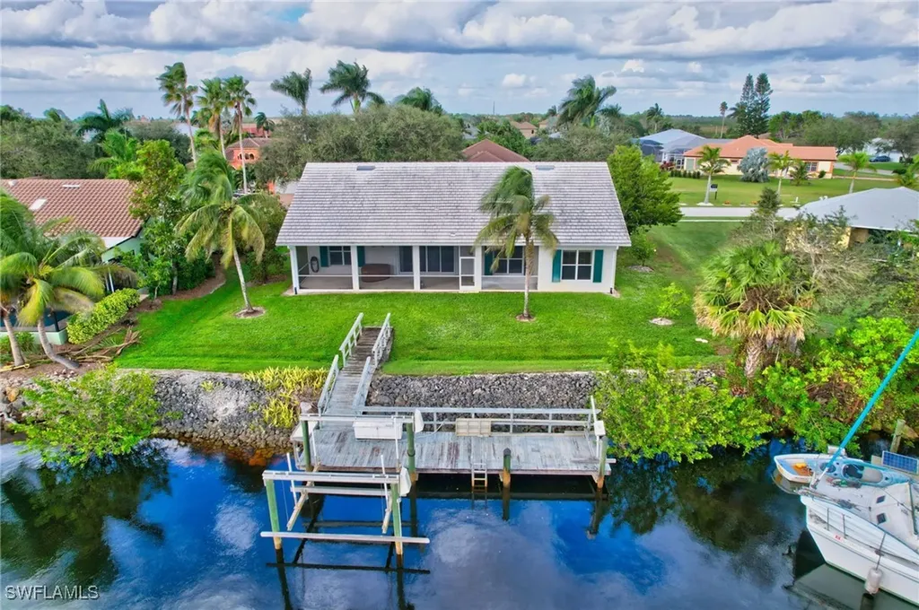 172 Venus Cay Naples FL 34114