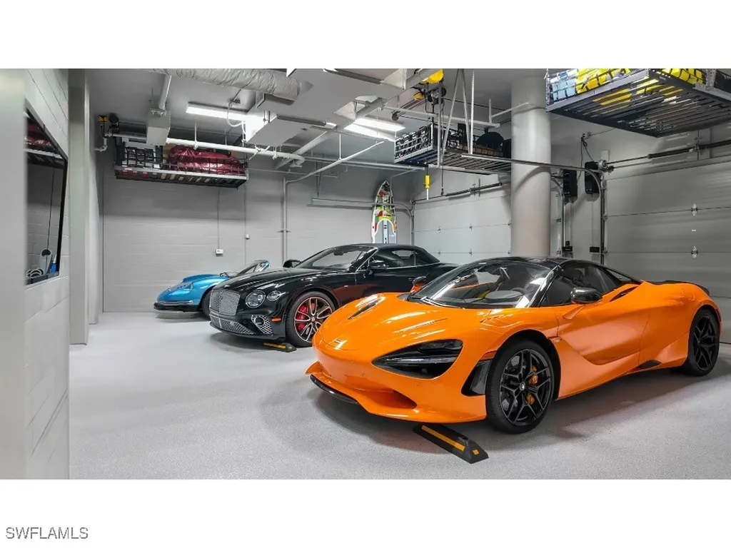 4101 Gulf Shore Boulevard N Naples FL 34103