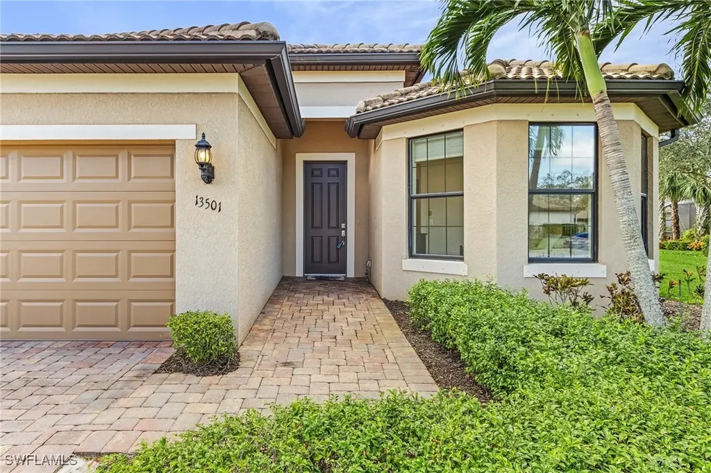 13501 San Georgio Drive Estero FL 33928