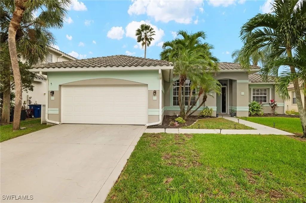 11040 Lakeland Circle Fort Myers FL 33913