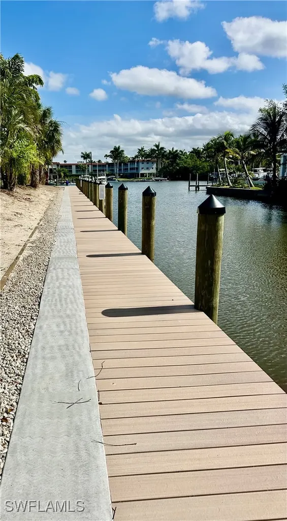1200 Cherrystone Court Naples FL 34102