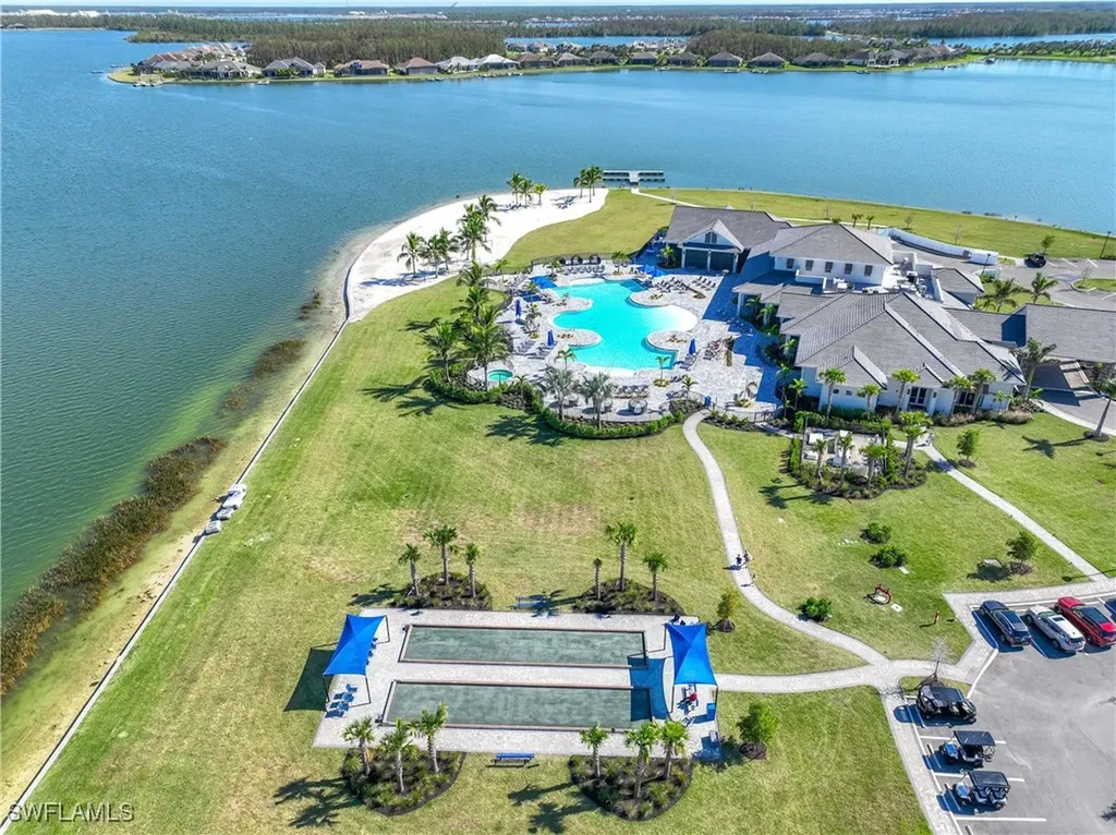 18269 Wildblue Boulevard Fort Myers FL 33913
