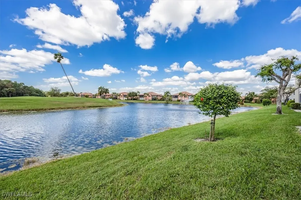 5697 Heron Lane Naples FL 34110