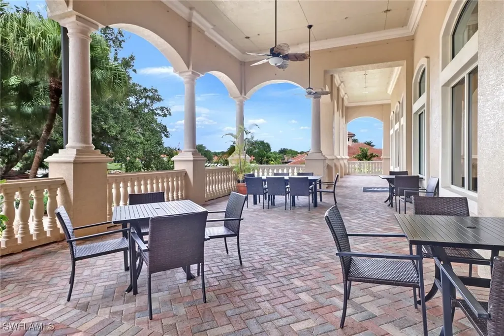 5697 Heron Lane Naples FL 34110