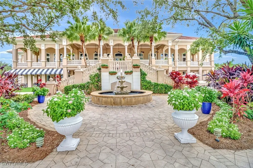 5697 Heron Lane Naples FL 34110