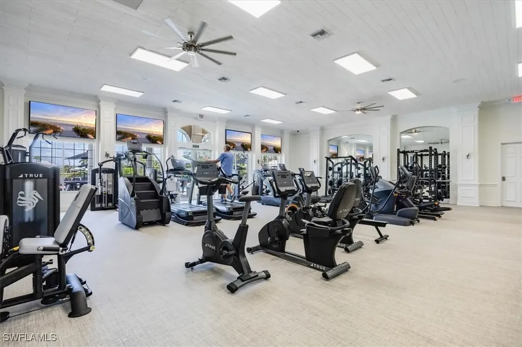 5697 Heron Lane Naples FL 34110
