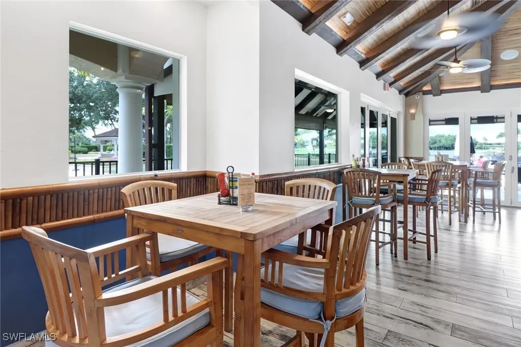 5697 Heron Lane Naples FL 34110