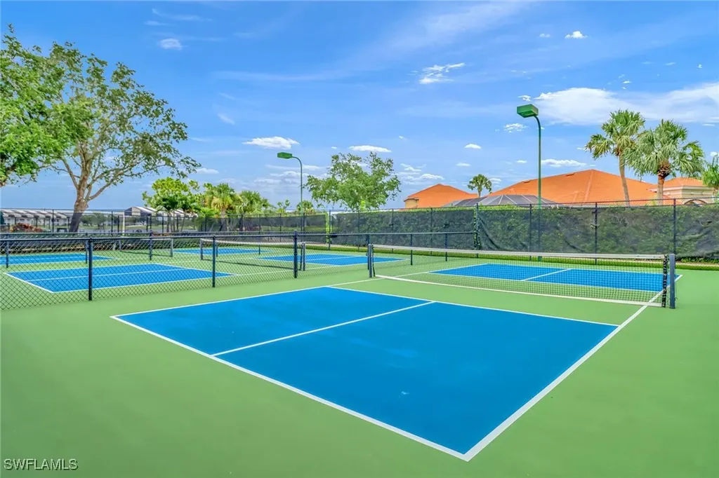 5697 Heron Lane Naples FL 34110