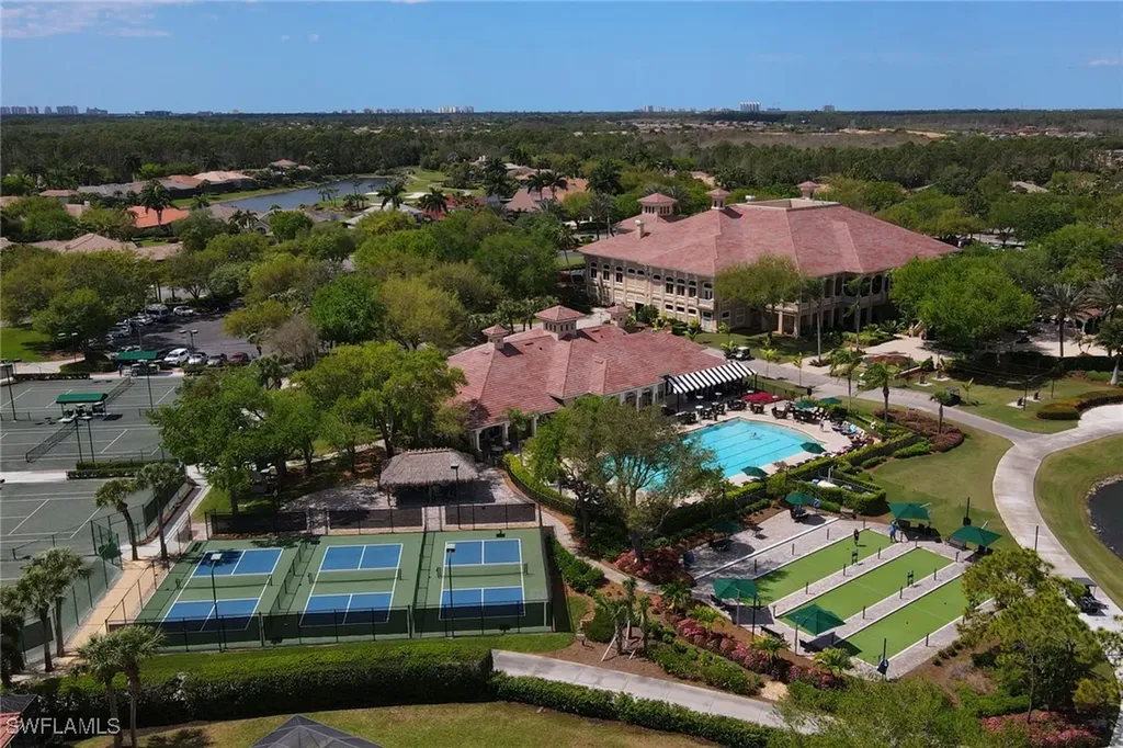 5697 Heron Lane Naples FL 34110
