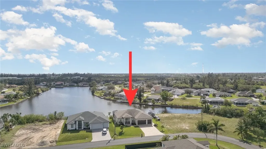 2124 SW 2nd Street Cape Coral FL 33991