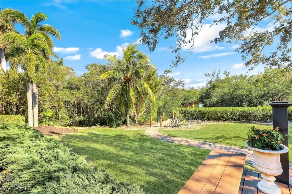 7281 Hendry Creek Drive Fort Myers FL 33908