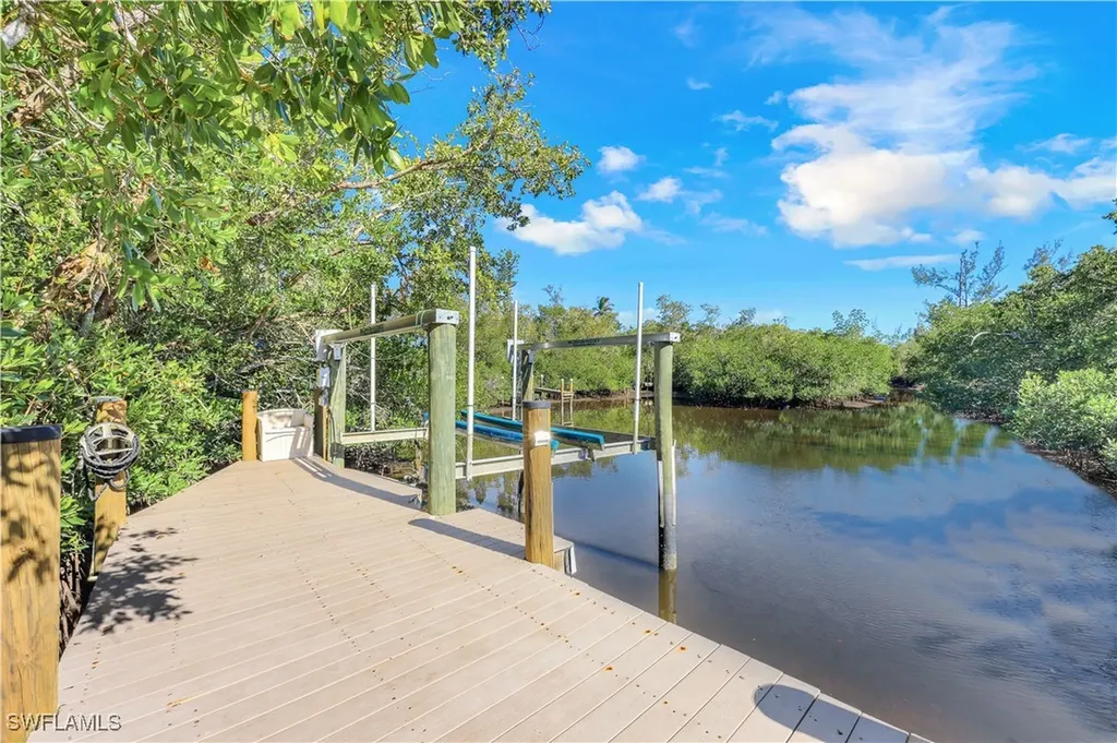 7281 Hendry Creek Drive Fort Myers FL 33908
