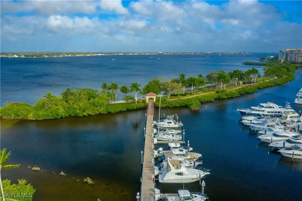 50' Boat Slip E-18 Gulf Harbour Marina Fort Myers FL 33908