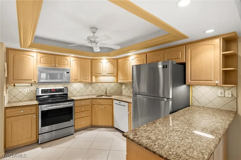 3 Bluebill Avenue Naples FL 34108