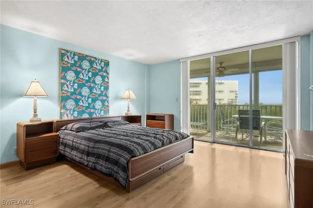 3 Bluebill Avenue Naples FL 34108
