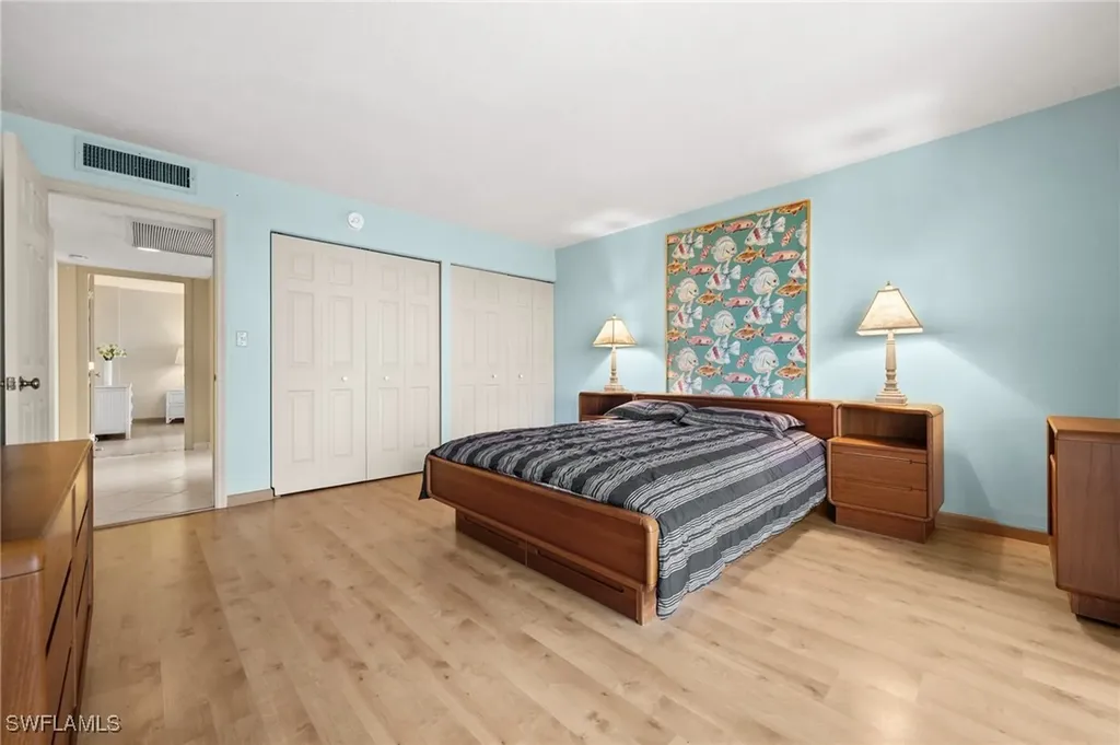3 Bluebill Avenue Naples FL 34108