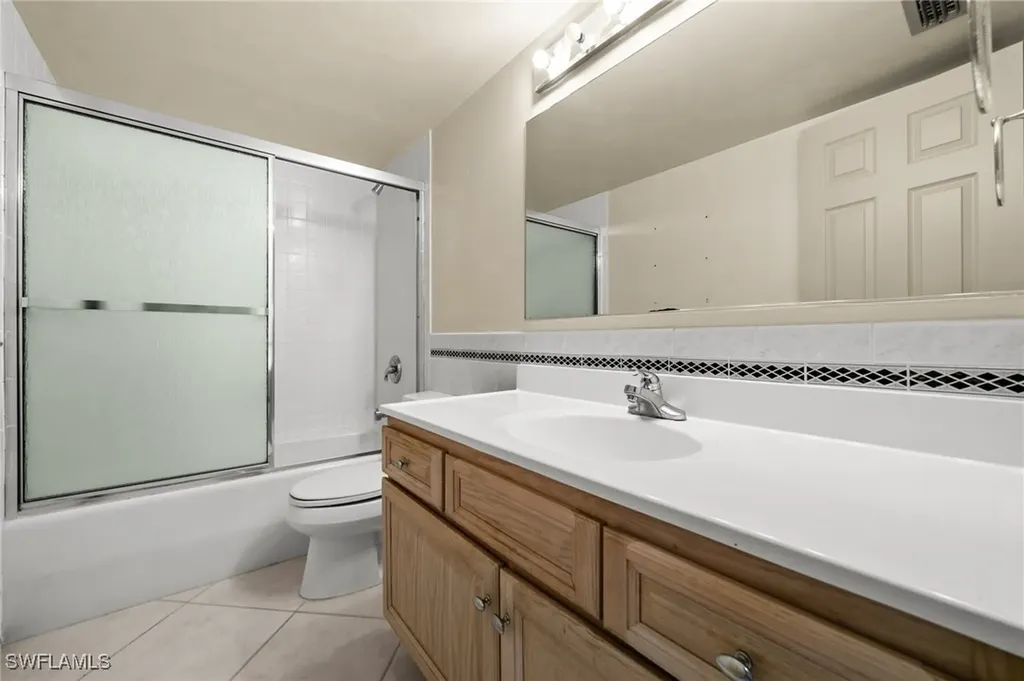 3 Bluebill Avenue Naples FL 34108