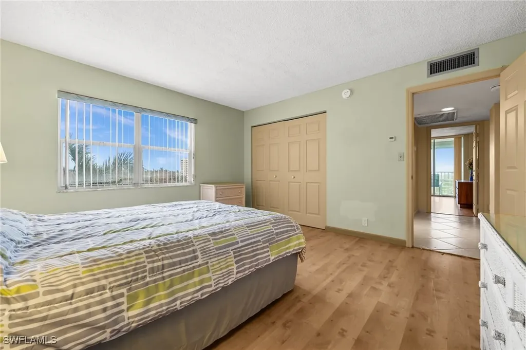 3 Bluebill Avenue Naples FL 34108
