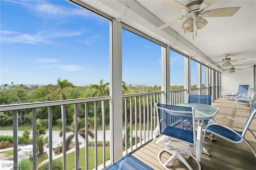 3 Bluebill Avenue Naples FL 34108