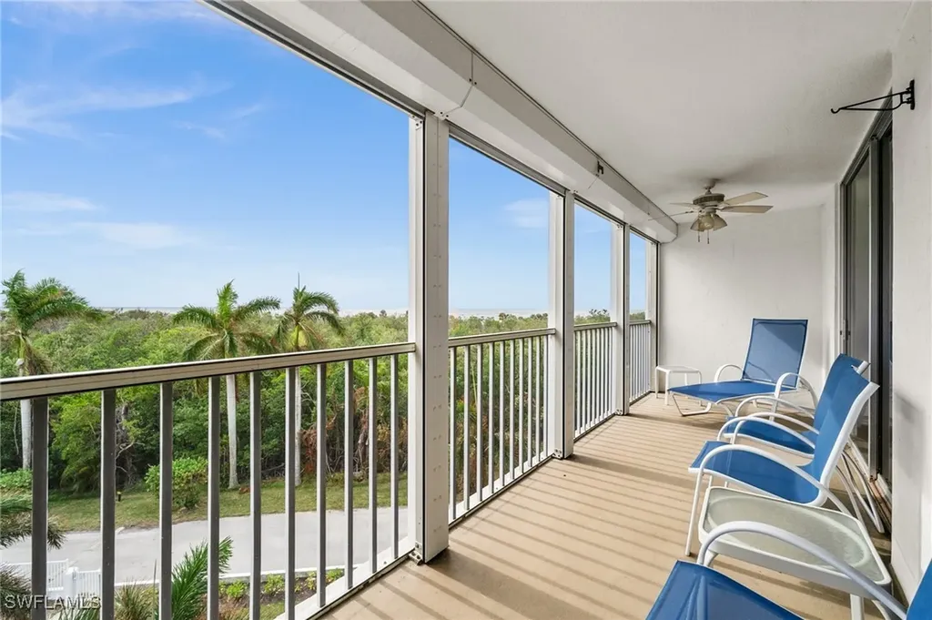 3 Bluebill Avenue Naples FL 34108