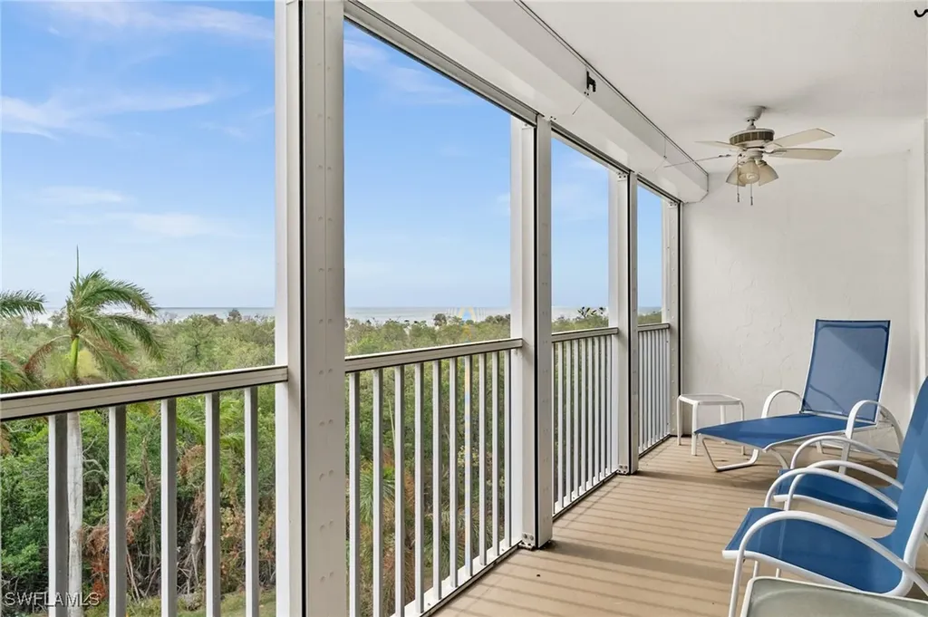 3 Bluebill Avenue Naples FL 34108