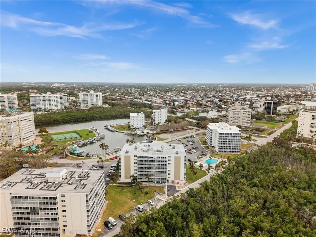3 Bluebill Avenue Naples FL 34108
