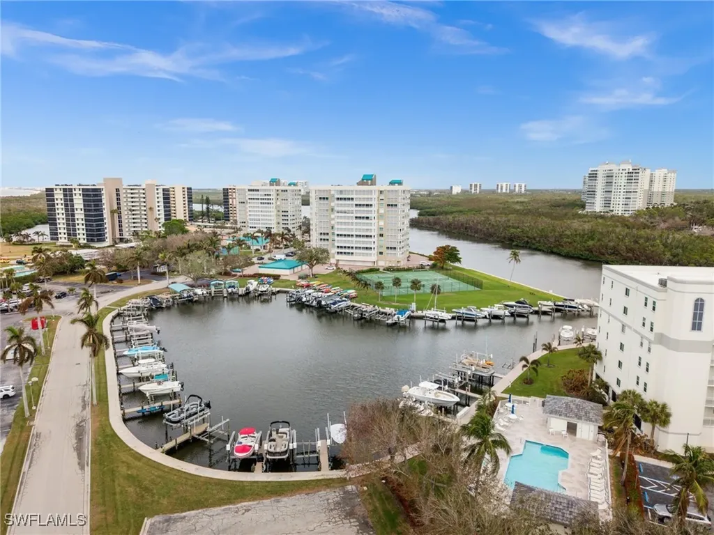 3 Bluebill Avenue Naples FL 34108