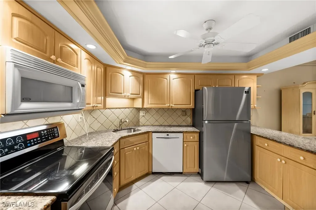 3 Bluebill Avenue Naples FL 34108