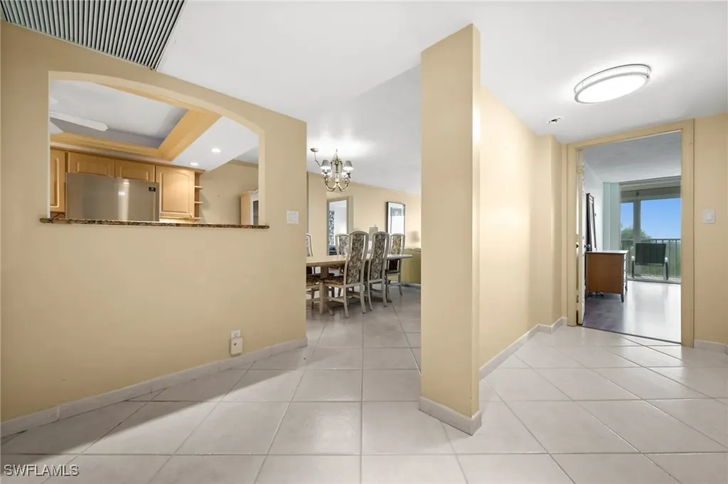 3 Bluebill Avenue Naples FL 34108
