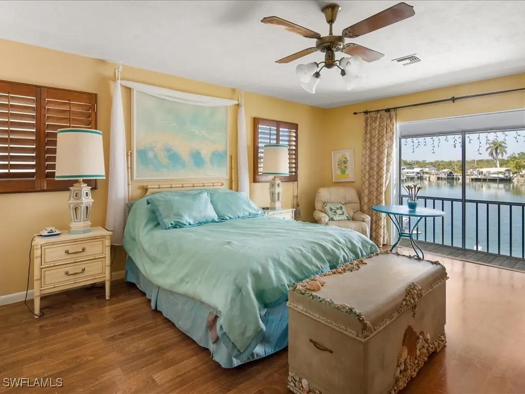 565 Coconut Avenue Goodland FL 34140