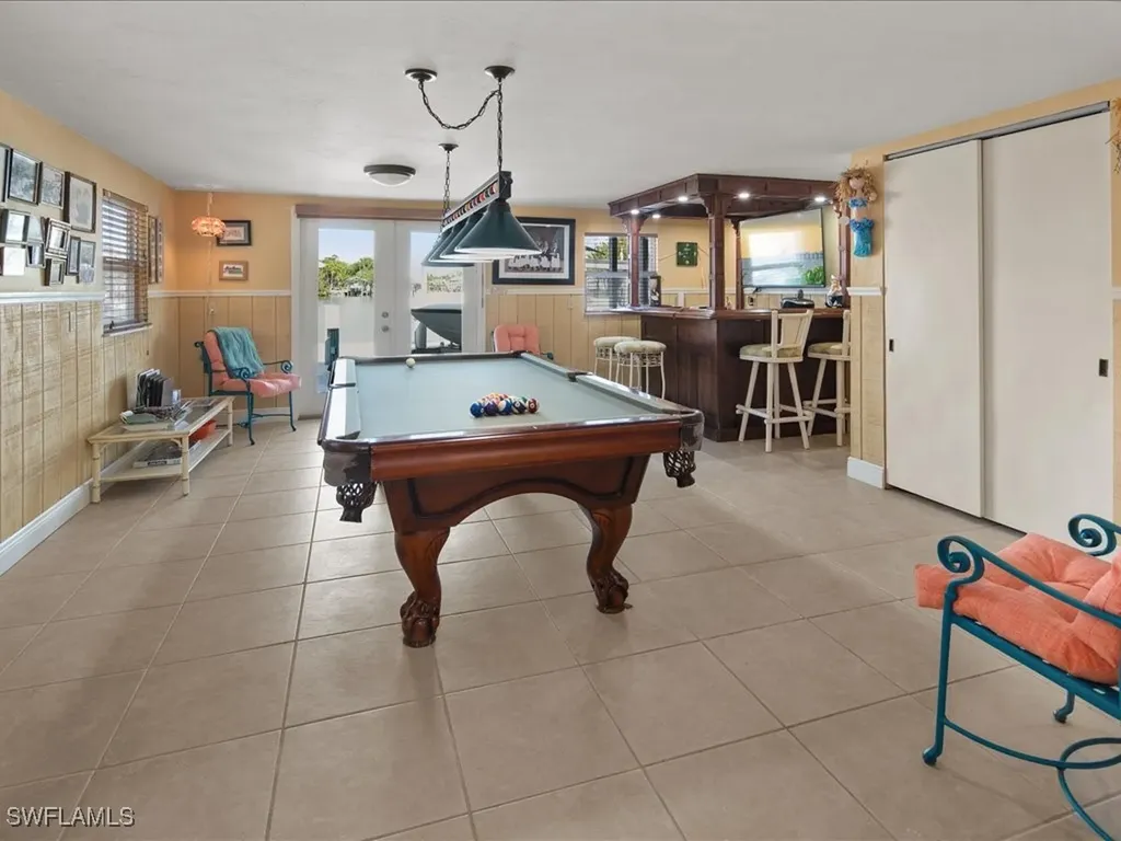 565 Coconut Avenue Goodland FL 34140