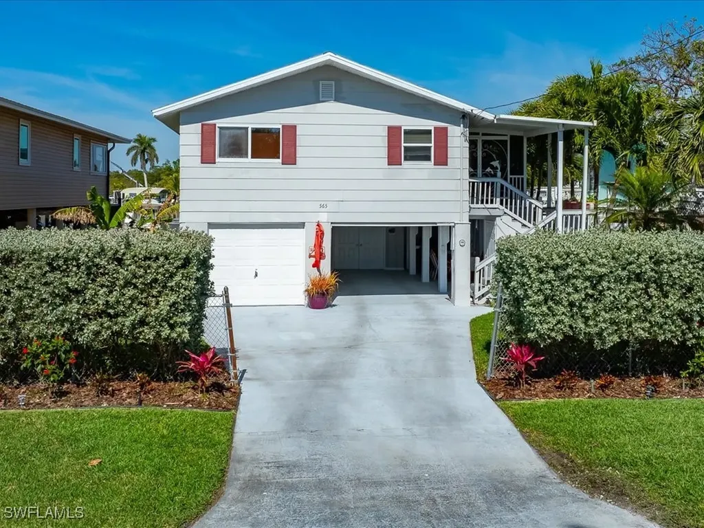 565 Coconut Avenue Goodland FL 34140