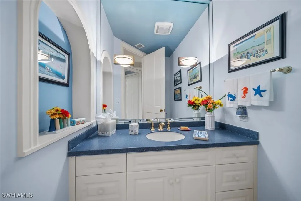 5657 Baltusrol Court Sanibel FL 33957