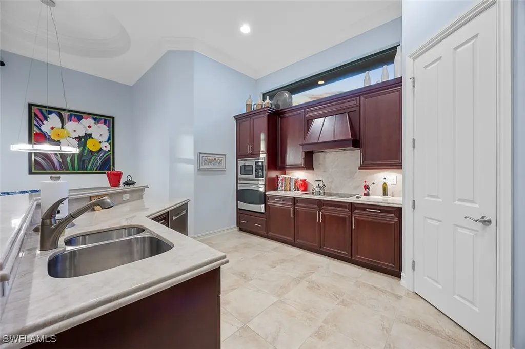 7453 Martinique Terrace Naples FL 34113