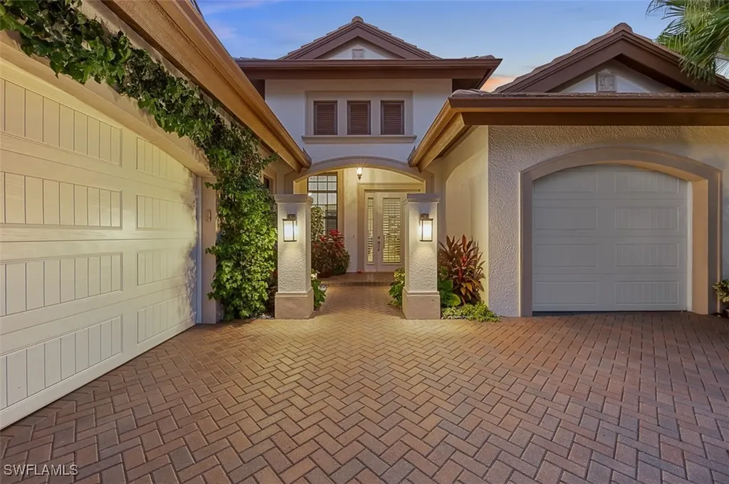 7453 Martinique Terrace Naples FL 34113