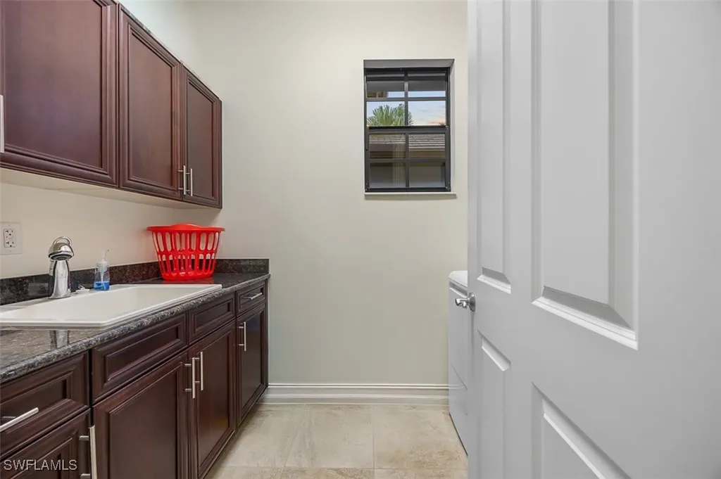 7453 Martinique Terrace Naples FL 34113