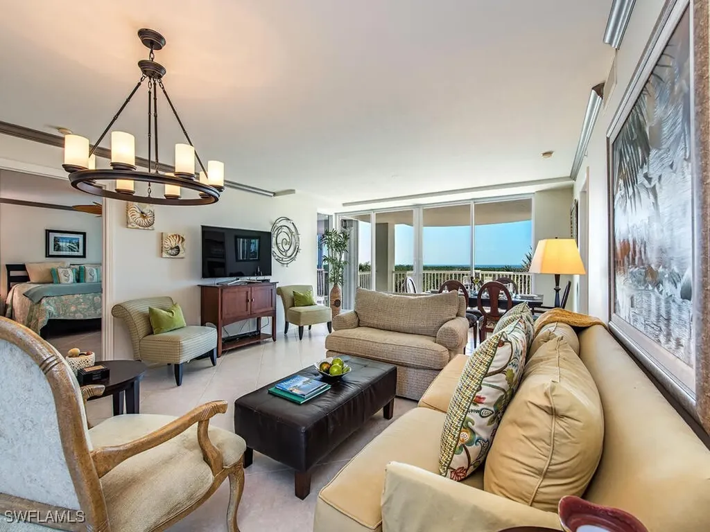 6849 Grenadier Boulevard Naples FL 34108