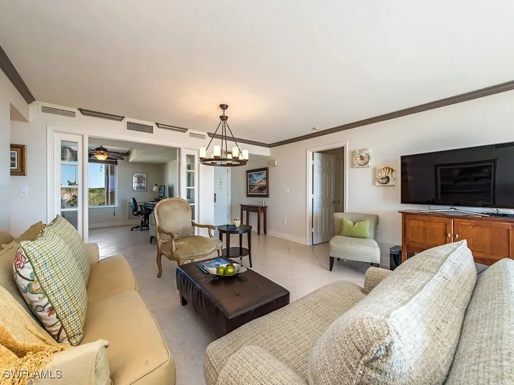 6849 Grenadier Boulevard Naples FL 34108