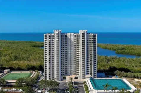 6849 Grenadier Boulevard Naples FL 34108