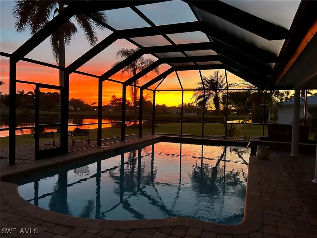 556 Landmark Drive Naples FL 34112