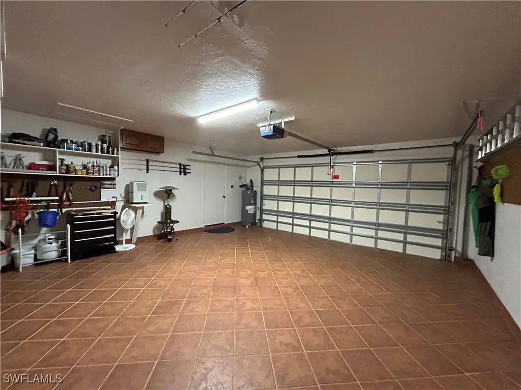 556 Landmark Drive Naples FL 34112