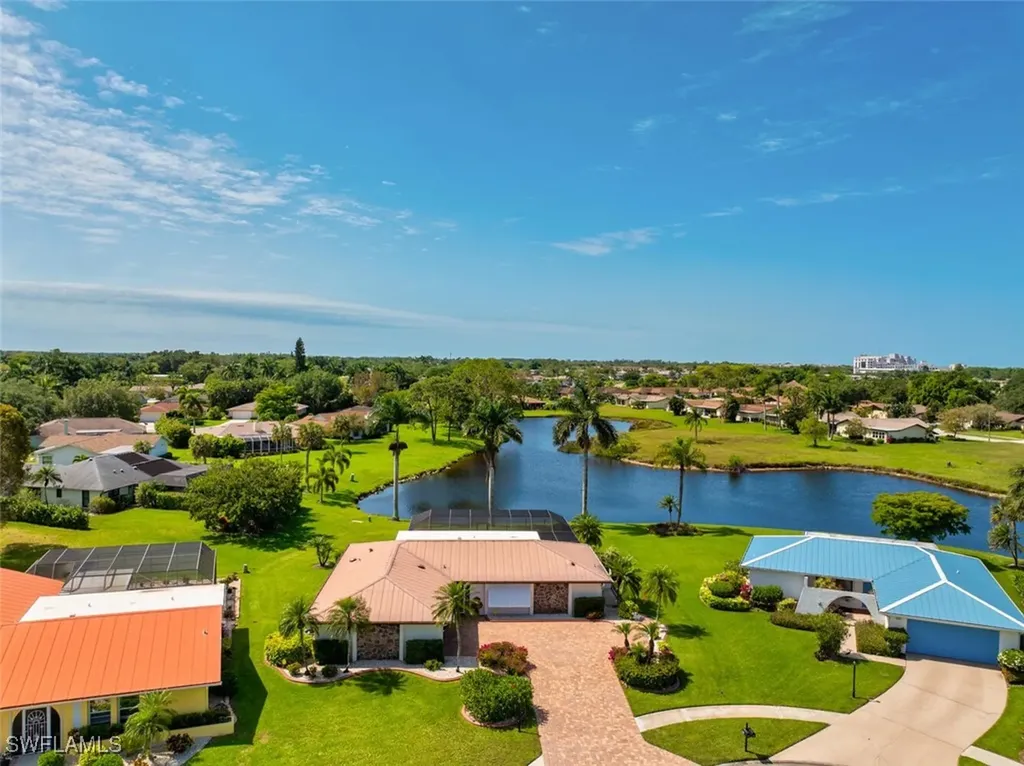 556 Landmark Drive Naples FL 34112