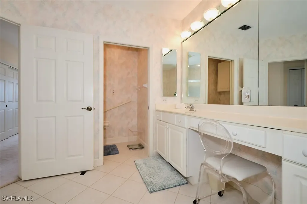 9111 Southmont Cove Fort Myers FL 33908
