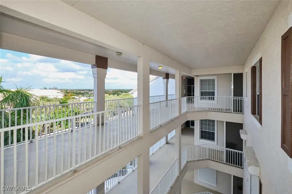 9111 Southmont Cove Fort Myers FL 33908