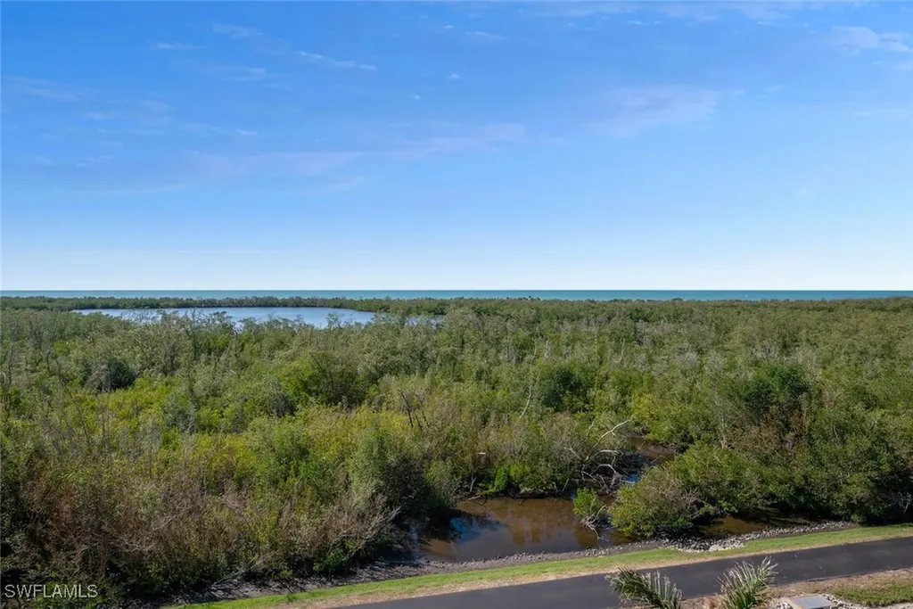6849 Grenadier Boulevard Naples FL 34108